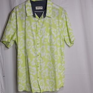 Retrofit Green and White Abstract Casual Shirt